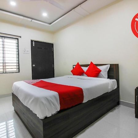 Oyo 66942 Venus Residency Hotell Lalaguda Eksteriør bilde