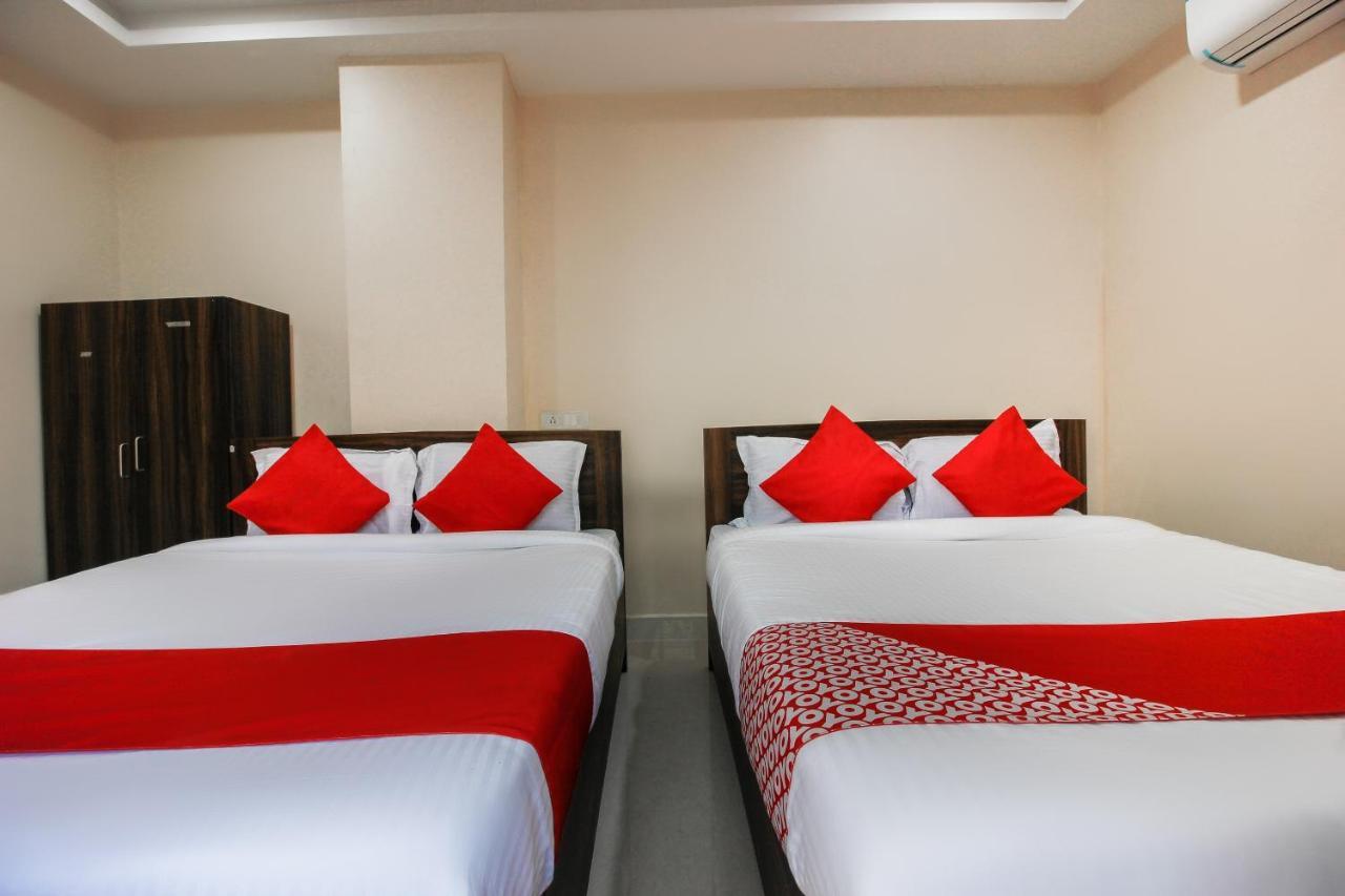Oyo 66942 Venus Residency Hotell Lalaguda Eksteriør bilde