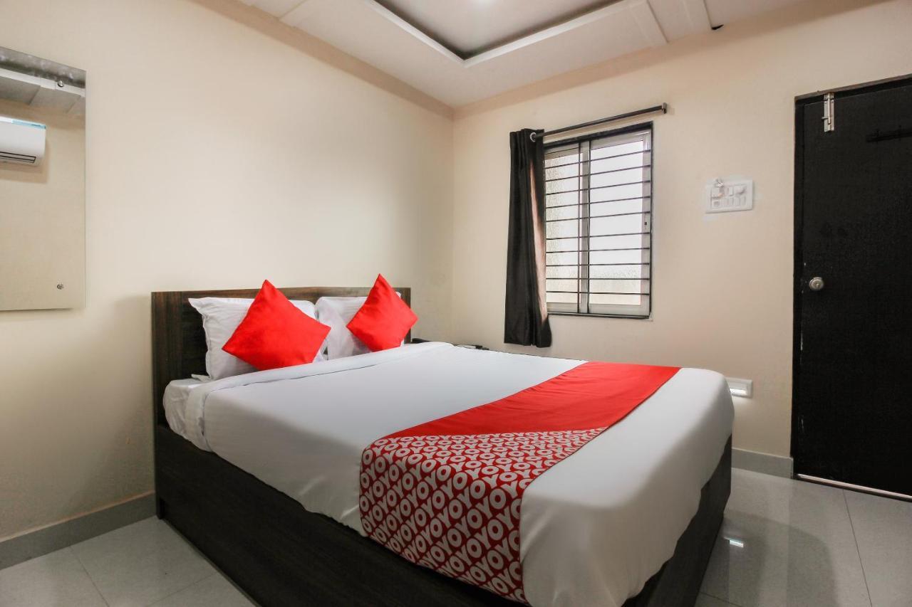 Oyo 66942 Venus Residency Hotell Lalaguda Eksteriør bilde