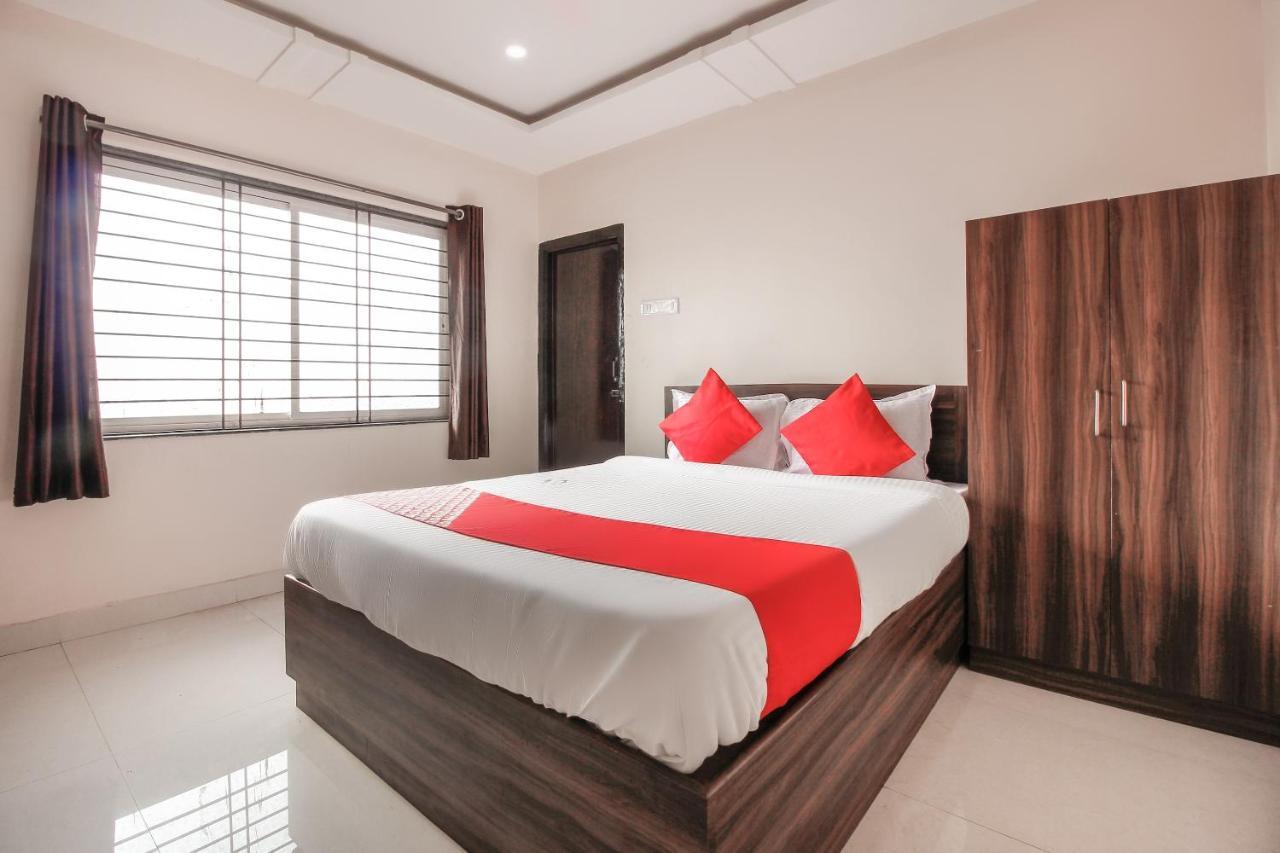 Oyo 66942 Venus Residency Hotell Lalaguda Eksteriør bilde