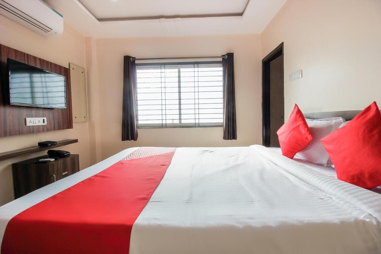 Oyo 66942 Venus Residency Hotell Lalaguda Eksteriør bilde